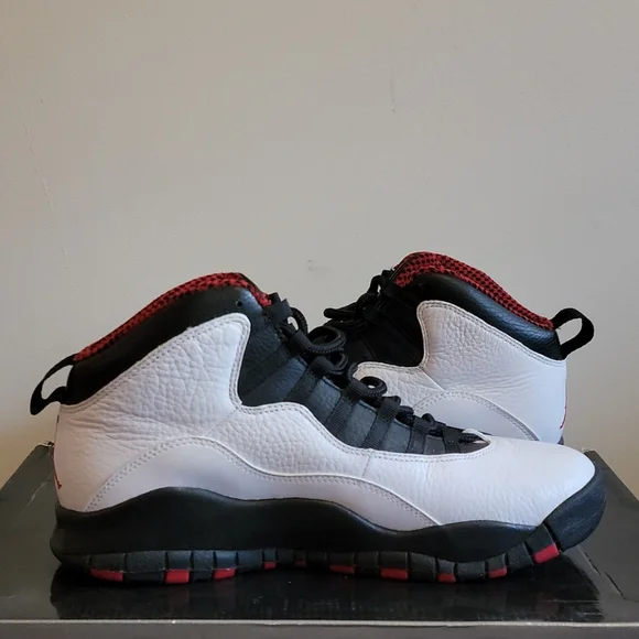 Nike Air Jordan 10 Retro Chicago Sz 9 - Picture 7 of 9